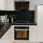 度假居 Feel-good House - Roof Terrace & Parking Included *